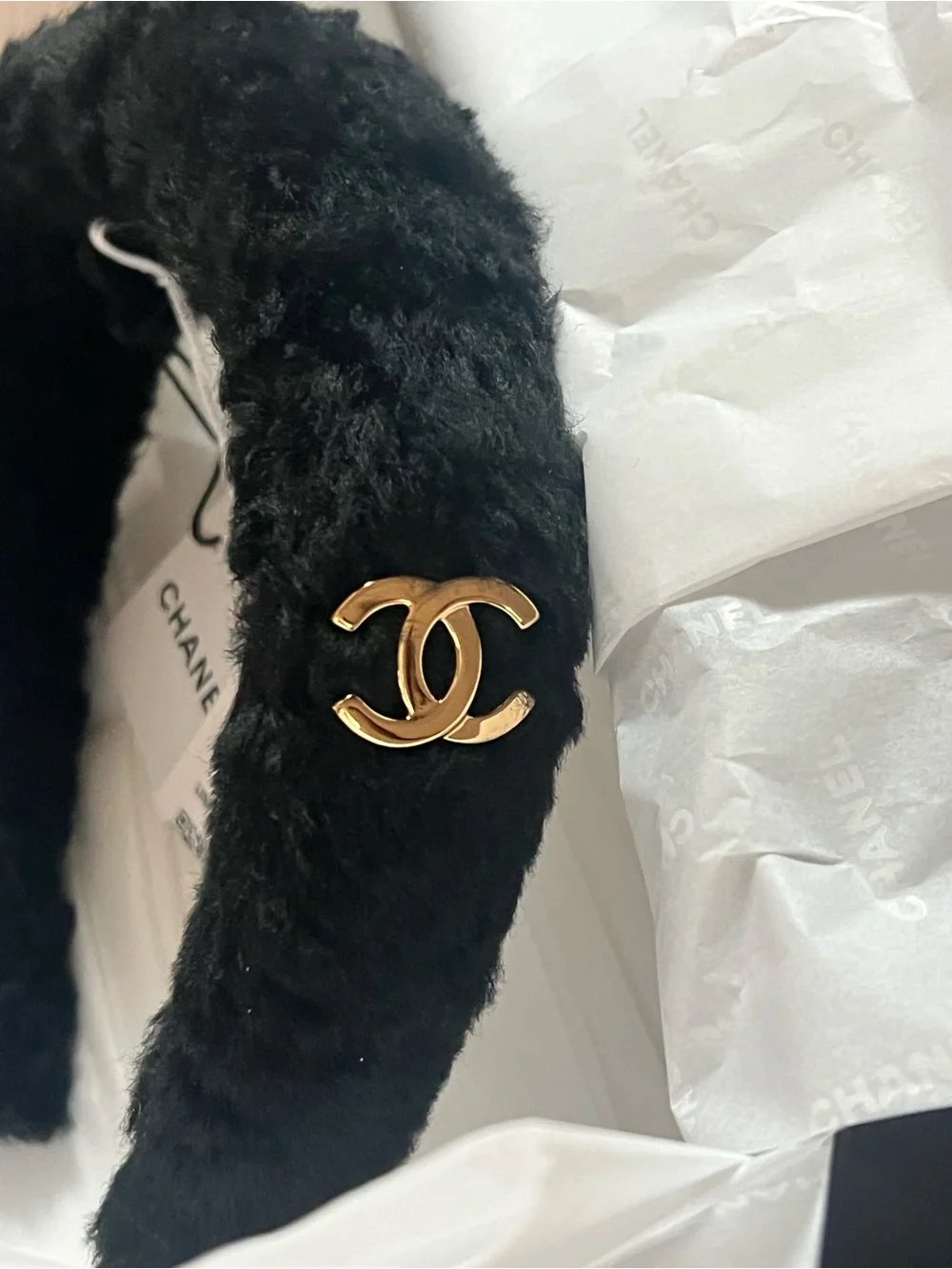 Chanel 26B black headband